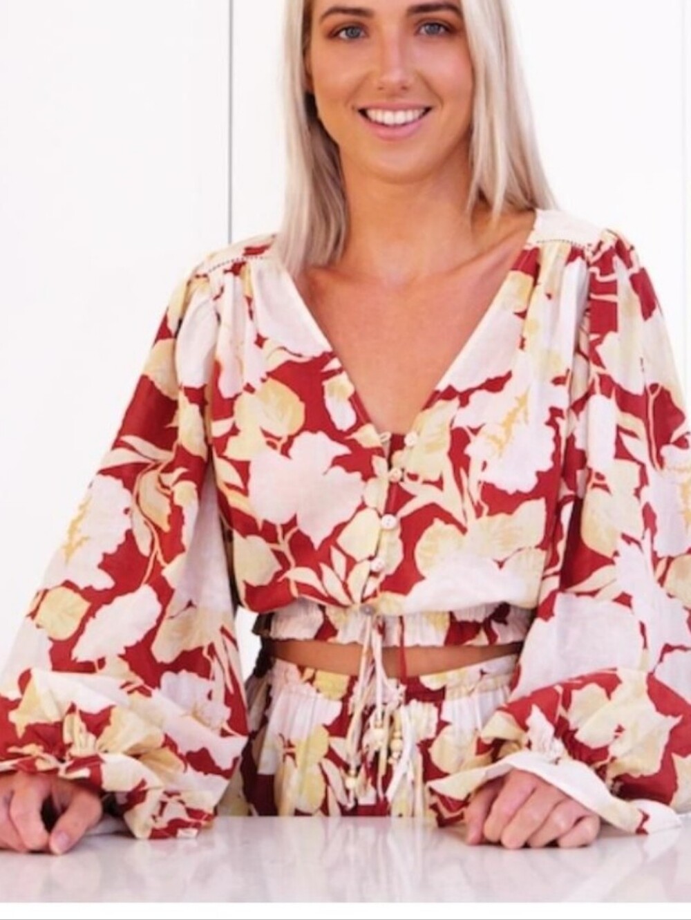 KIVARI FLORAL TOP LONG V NECK ELASTIC WAIST WOMENS SIZE LARGE